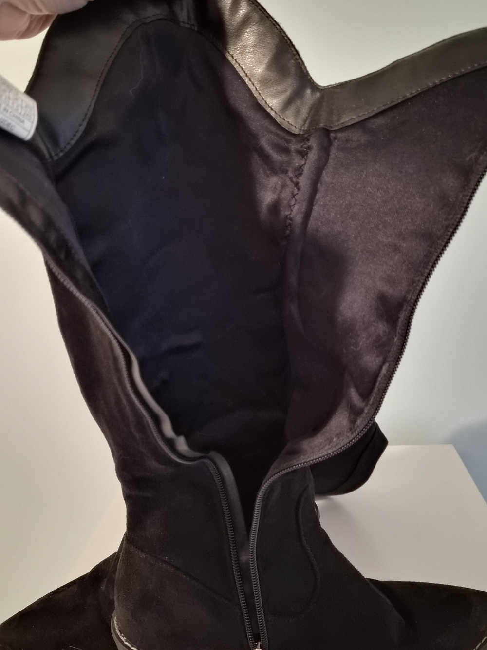 Knee-High Suede Boots - Picture 5 of 6